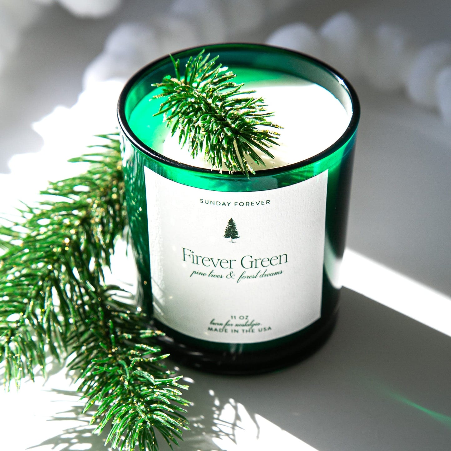 Sunday Forever Candle Firever Green Luxury Candle with Notes of Pine & Woods