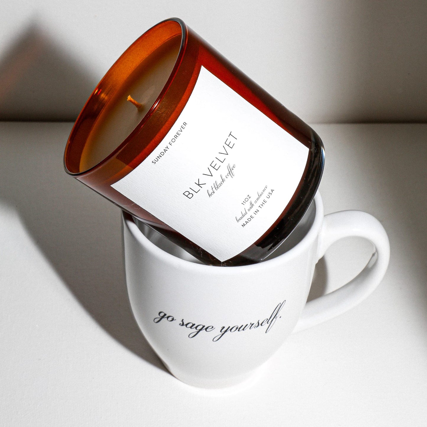 Blk Velvet Luxury Coffee Scented Candle - Sunday Forever
