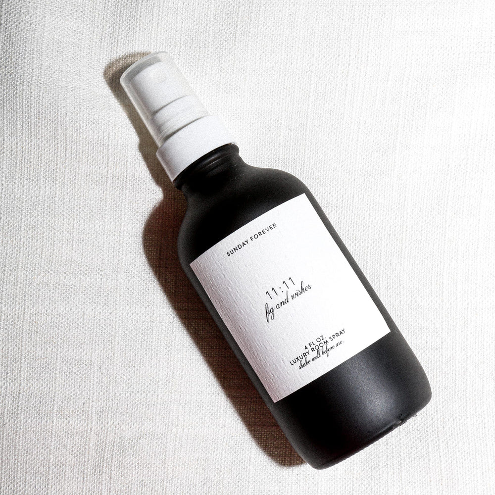 
                  
                    11 11 Luxury Candle with Ripe Fig and White Woods - Sunday Forever
                  
                